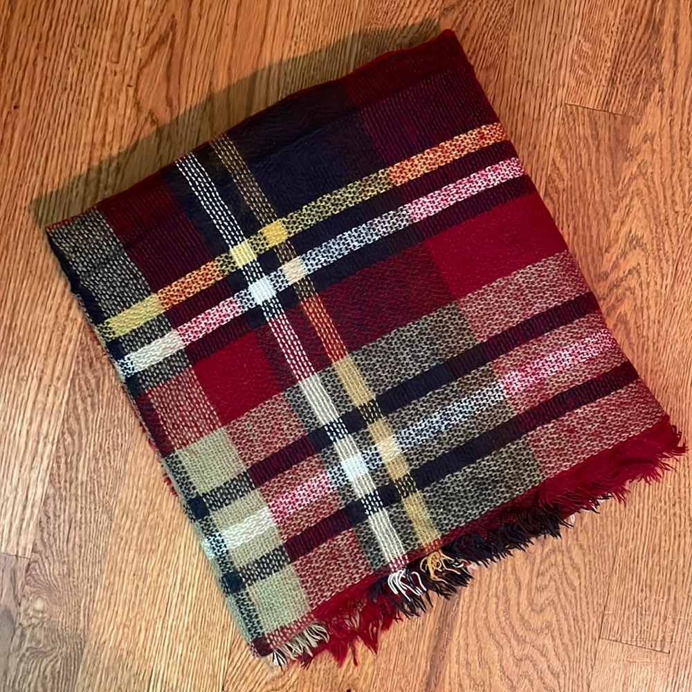 New York & Company large blanket scarf
